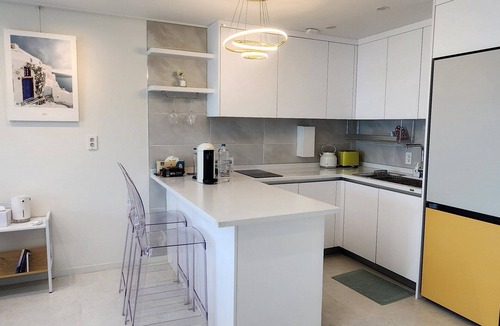 Marine City Apartment | Lovely 1-bedroom apartment with AC in vibrant 부산
