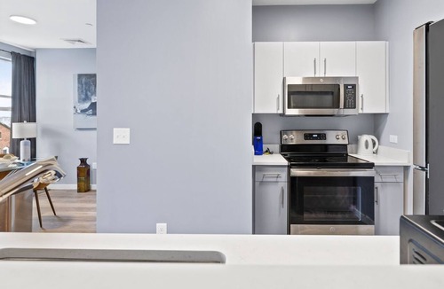 Everett Apartment | Lovely 1BR Near Encore Boston ro6m