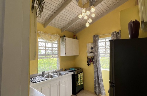 Douglas Apartment | Lovely 2 bed/2 bath w/sofa bed near beach in Heywoods sleeps 6