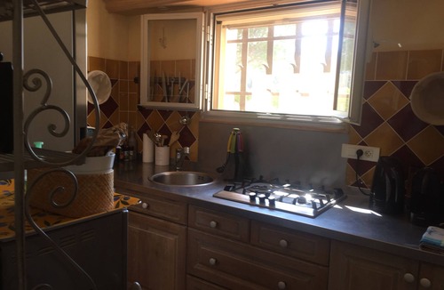 Sainte-Maxime House | Lovely 2 bed house with its own Private Heated Pool 8m x 4 m . Beach 1.5 K .