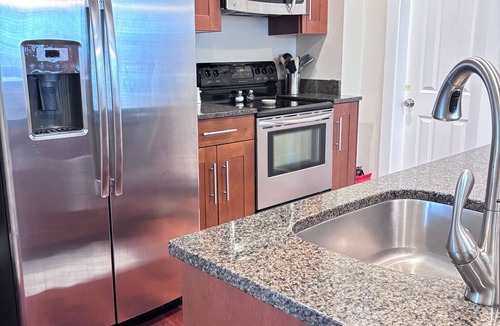 Portsmouth Condo | Lovely 4 Bedroom, 2 Bathroom Condo. Walking distance to all that is Portsmouth.