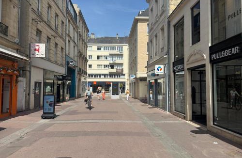 Centre Ancien Apartment | Lovely Amour Hyper Centre