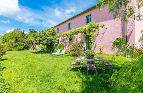 Castiglioncello Apartment | Lovely apartment for 4 guests with WIFI, A/C, pool, TV, patio, pets allowed and panoramic view