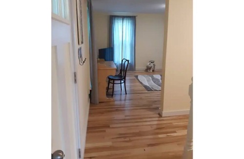North Kingsville Apartment | Lovely apartment above The Yoga House