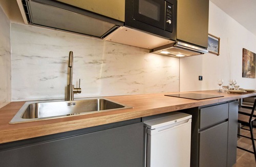 Bormio Apartment | Lovely apartment for 3 people with TV, terrace and pets allowed