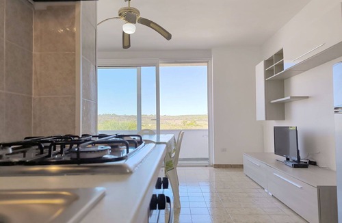 Torre Mozza Apartment | Lovely apartment for 5 guests with A/C, balcony and pets allowed