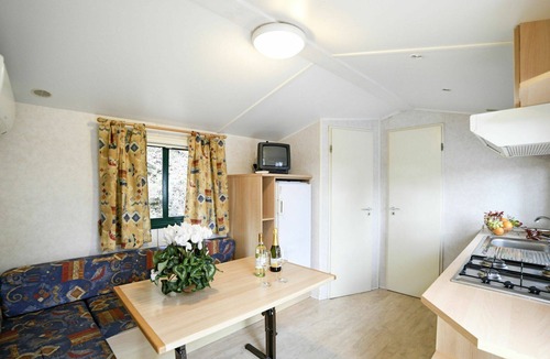 Villanova d'Albenga House | Lovely apartment in villa for 5 guests with pool, WIFI, A/C, TV, patio and pets allowed