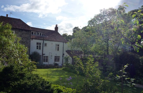Cribbs Causeway Cottage | Lovely barn conversion in rural setting 3 miles from the centre of Bristol