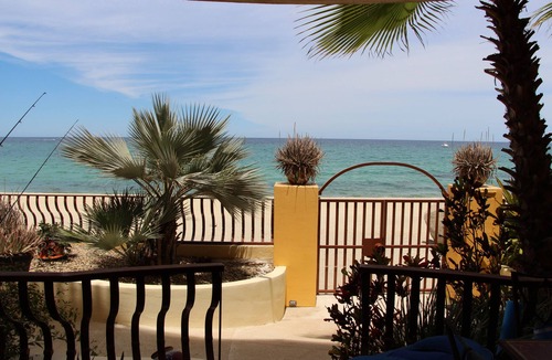 Buenavista Condo | Lovely Beach-Front East Cape Condo