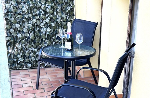 Padova Apartment | Lovely Bridge View Apartment Close to Padua City Center