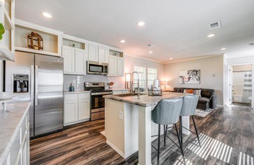 Broken Bow House | Lovely Broken Bow Cottage w/Hot Tub & Fire Pit!
