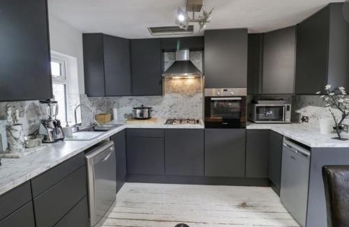 Spetchley House | Lovely Comfortable 3 Bed Home, Worcester