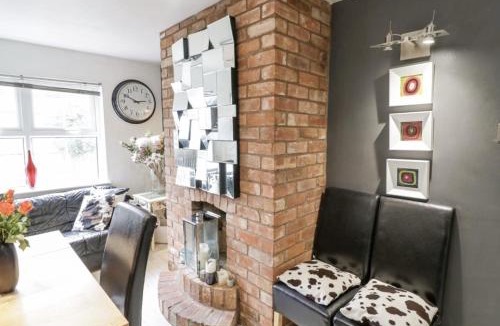 Spetchley House | Lovely Comfortable 3 Bed Home, Worcester