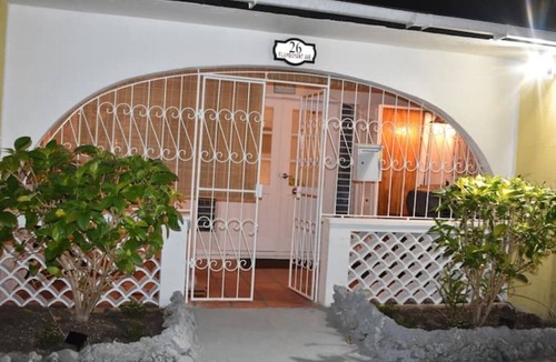 Sunset Crest Condo | Lovely condo retreat steps to beaches, pool, restaurants, access to Beach House