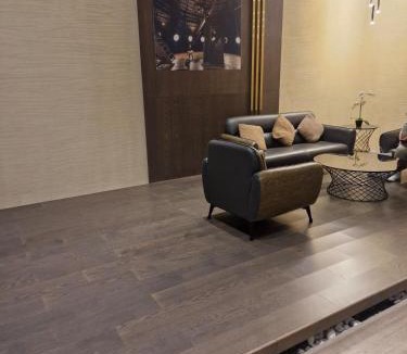 Barsha Heights Apartment | Lovely cozy studio in Tecom near Metro