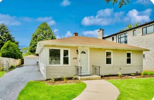 Elmhurst House | Lovely Elmhurst Ranch 4 Beds 2 Baths