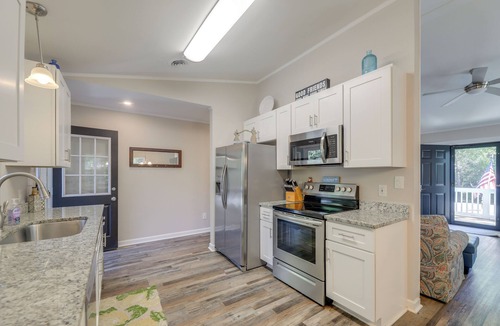Emerald Isle House | Lovely Emerald Isle Home, Walk to Beach!