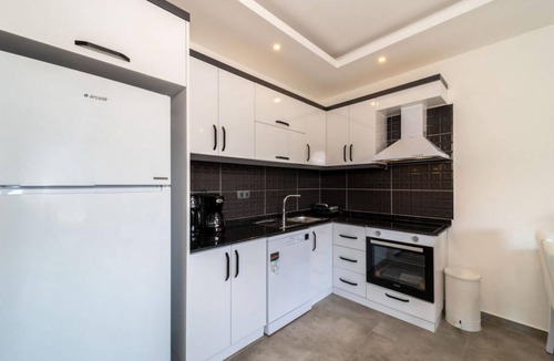 Kargicak Apartment | Lovely Flat with Shared Pool and Balcony in Alanya