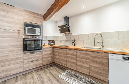 Peyriac-Minervois House | Lovely home in Peyriac-Minervois with WiFi