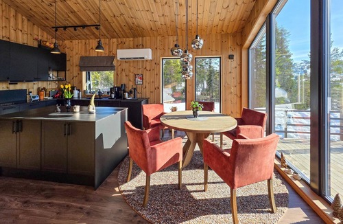 Vikberget House | Lovely home in Eggedal with WiFi