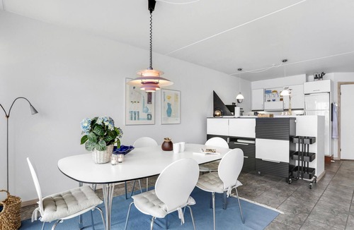 Hasle House | Lovely home in Hasle with house sea view