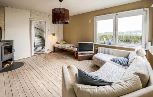 Ullared House | Lovely Home In Ullared With Kitchen