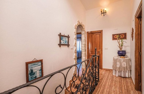 Puigventos House | Lovely home in Vidreres with kitchen