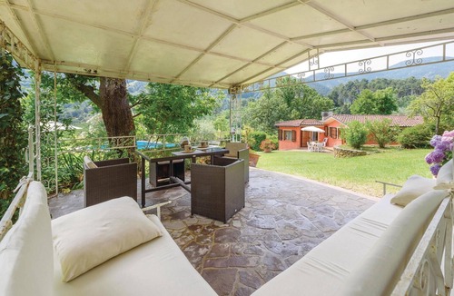 Cascine-La Croce House | Lovely home in Colle di Compito LU