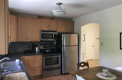 Ingramport Cottage | Lovely Lakefront Cottage near Sandy Beaches and Hiking / Biking Trail