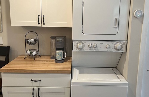 East Shoreham Apartment | Lovely Loft Apartment with Private Beach Access!