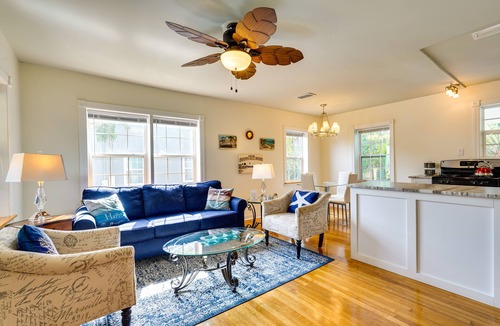 Panama City Cottage | Lovely Panama City Cottage: Walk to Bayside Beach!