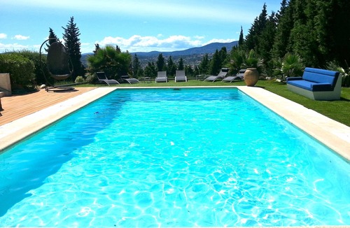 Le Plan-de-Grasse Villa | Lovely Panoramic Views