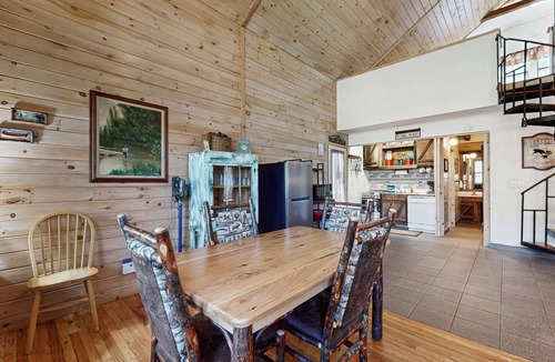 Blue Ridge Cabin | Lovely riverfront cabin in secluded setting w/private hot tub, deck, & firepit