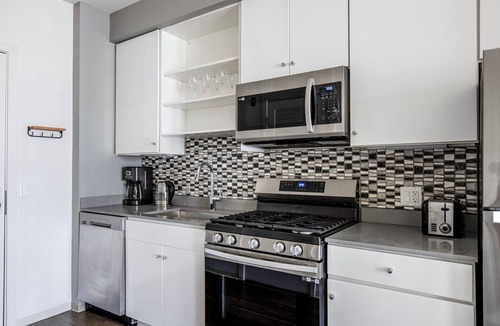 Assembly Square Apartment | Lovely Somerville 1BR w/W/D, Gym & Roof, nr Assembly T, by Blueground