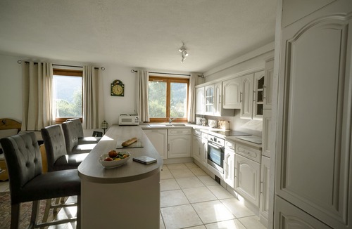 Les Praz-de-Chamonix Apartment | Lovely spacious 3 bedroom apartment with garden views of Mont Blanc and Les Drus