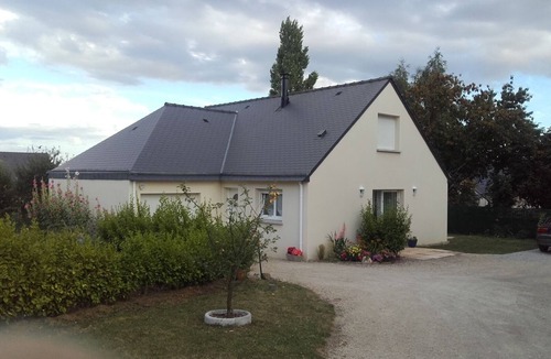 Theix-Noyalo House | Lovely, spacious family home
