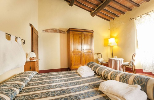 Montalla House | Lovely, spacious independent apartment in Tuscan Farmhouse