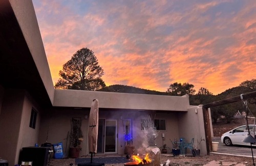Cedar Crest Apartment | Lovely studio apartment at the base of Cibola National Forest in Cedar Crest