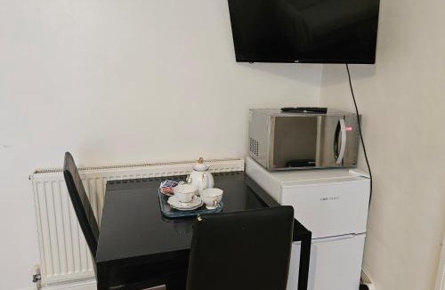 Reading House | Lovely studio flat