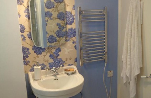 Askew Apartment | Lovely Studio flat Shepherd's Bush