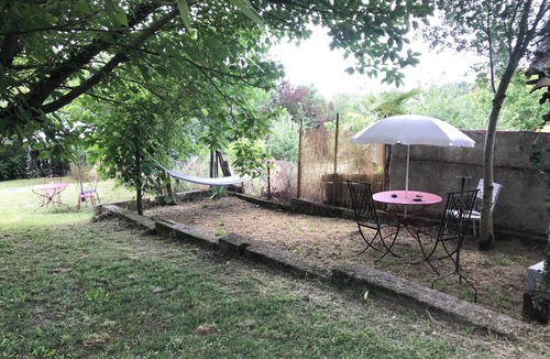 Lendou-en-Quercy Apartment | Lovely studio in French countryside of Quercy Blanc, Lot, France