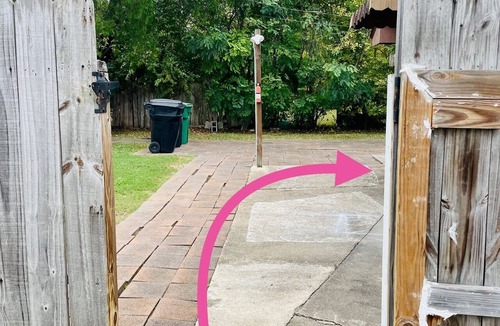 Sharpstown Apartment | Lovely studio with AC in vibrant Houston neighborhood