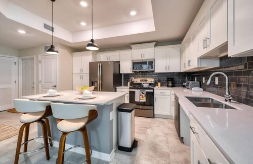 Kissimmee Condo | Lovely Themed 3-BR in resort 10 min from Disney