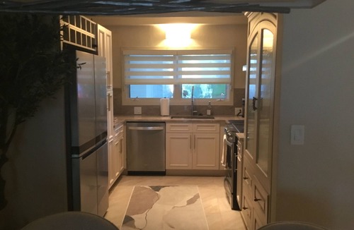 Royal Harbor Condo | Lovely Two bedroom/Two bath Main Floor on the canal to Naples Bay! Pet friendly