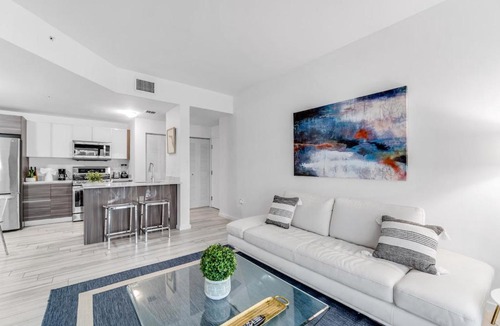 Midtown Apartment | Lovely Unit Mins from Wynwood with Free Parking