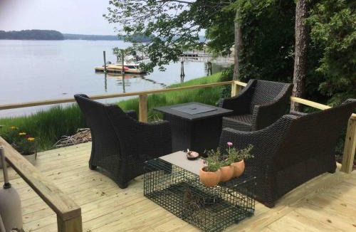 Dover House | Lovely Waterfront Suite, New Hampshire Seacoast