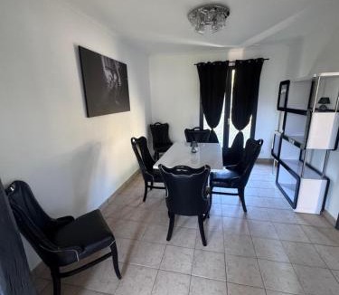 Montargis House | Loveroom Montargis