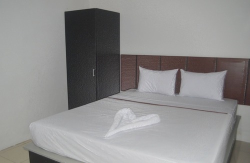 Padang Hotel | Lovetel