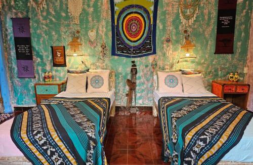 Lovina Hostel | Lovina Loca