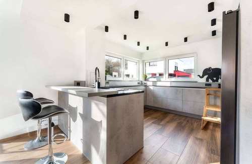 Harleshausen Villa | Lovingly and luxuriously furnished house for long or short term rental. Letting